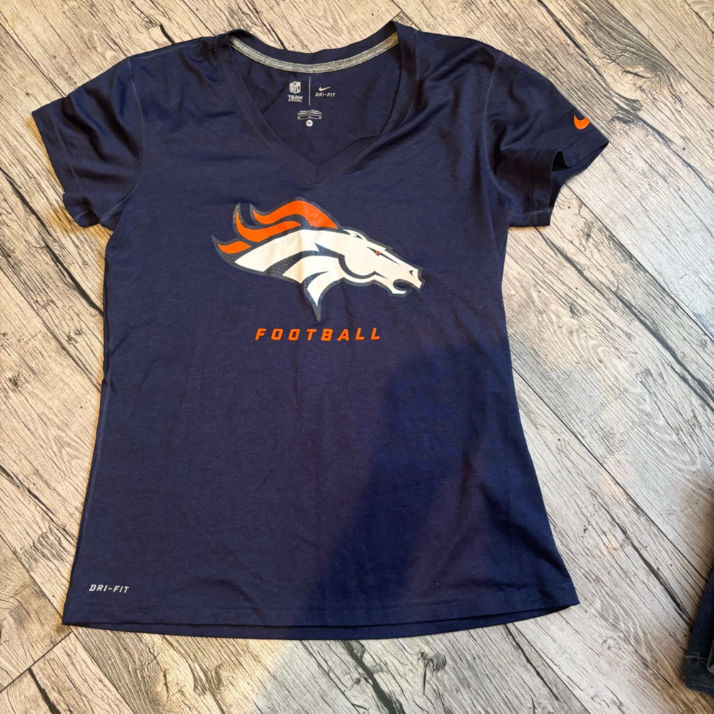 Women’s Broncos V Neck Tshirt